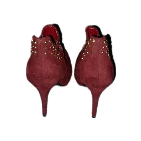 (3/$25) Delicious Burgundy Heeled Booties - Picture 4 of 5